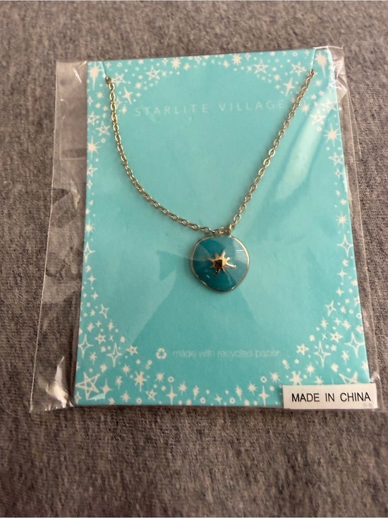 Jewelry - Gold Starburst Heart Pendant Necklace in Teal
